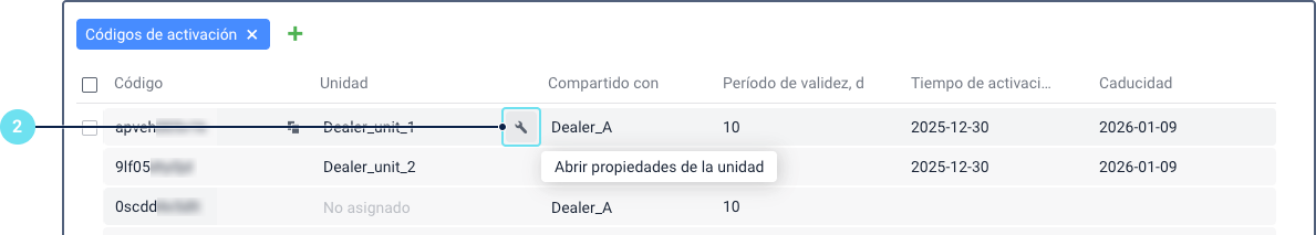 Ventana de Códigos de activación que muestra un icono de llave inglesa en el que se puede hacer clic resaltado en azul para indicar que se puede usar para abrir las propiedades de la unidad